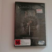 Game of Thrones: The Complete First Season (DVD)/, снимка 13 - DVD филми - 45373823