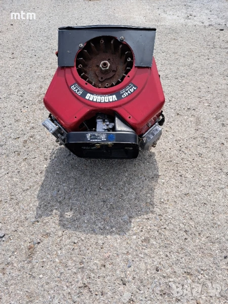 двигател за тракторна косачка , снимка 1