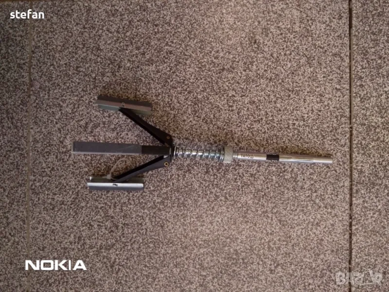 СПЕЦИАЛЕН ИНСТРУМЕНТ ЗА ХОНИНГУВАНЕ НА ОТВОРИ, снимка 1