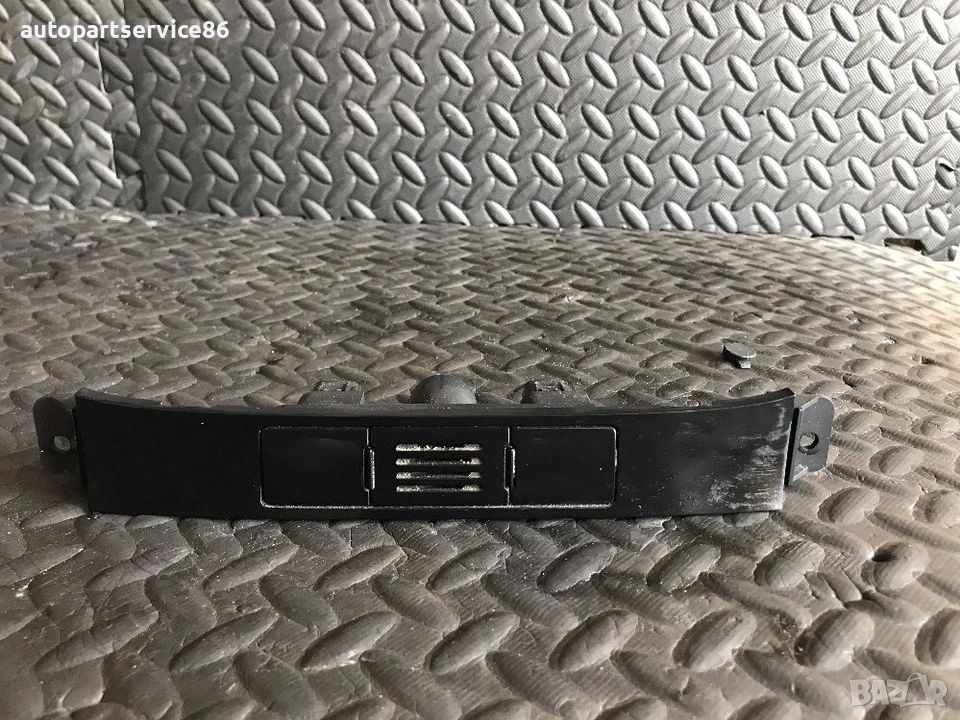 Декоративен панел за KIA Carnival (2006–2010) 93700-4D950, снимка 1