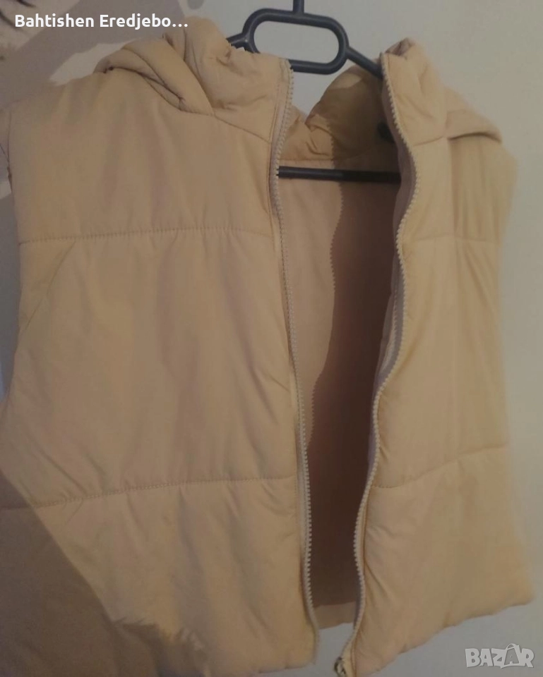 Дамски елек бежов цвят , снимка 1