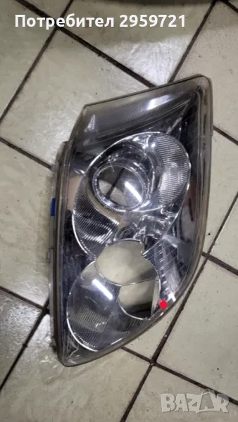 OEM toyota avensis right headlight glass Тойота авенсис фар стъкло., снимка 1