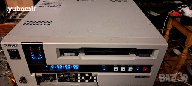 SONY BETACAM, снимка 1 - Плейъри, домашно кино, прожектори - 45582448