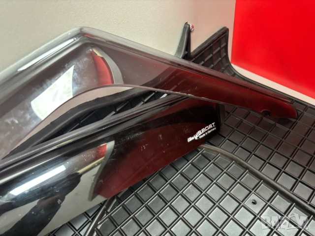 Оригинални Гумени стелки и Ветробрани Volkswagen Caddy, снимка 6 - Аксесоари и консумативи - 53736865