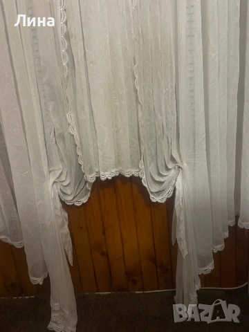 Луксозни пердета за два прозореца