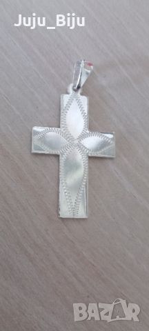 Сребърен кръст, дължина с вербилото 5см., снимка 1 - Колиета, медальони, синджири - 46098052
