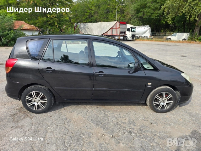 Toyota Corola Verso d4d, снимка 13 - Автомобили и джипове - 53499505