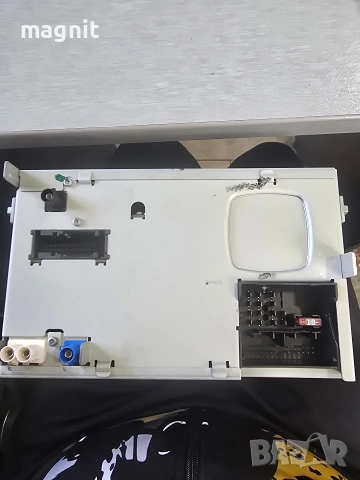 3C8035279M РАДИО CD НАВИГАЦИЯ VW TIGUAN / GOLF 6 / PASSAT B7, снимка 3 - Части - 53559388