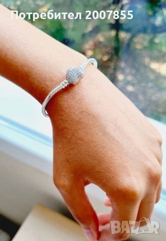 Сребърни дамски гривни Pandora , снимка 9 - Гривни - 53790643