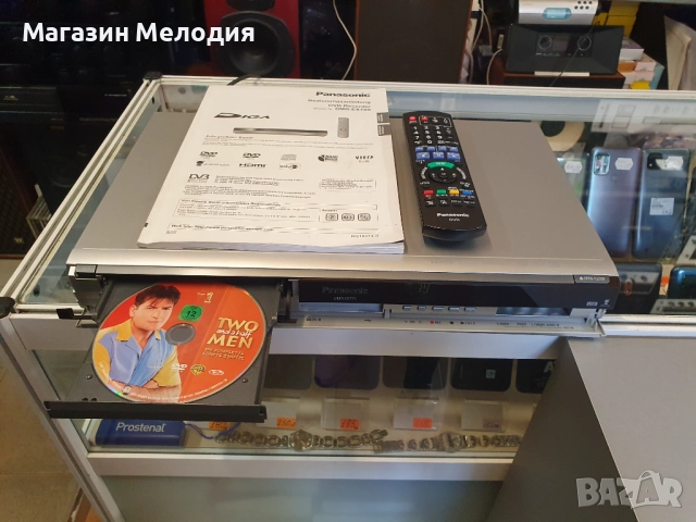 Записващо двд / DVD Recorder Panasonic DMR-EX72S с оригинално дистанционно и книжка., снимка 2 - Плейъри, домашно кино, прожектори - 50613297