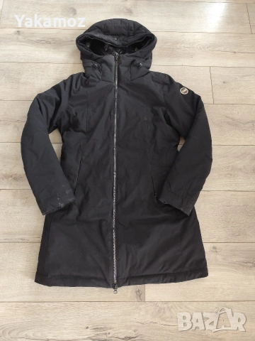 дамско яке COLMAR