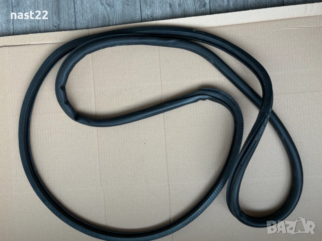 Уплътнение за предна лява за Голф 5 2+1 врата, снимка 2 - Части - 53900198