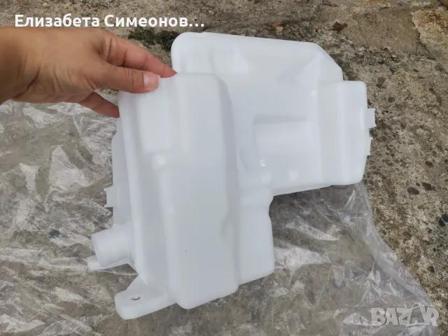 Казанче за течност за чистачки, снимка 3 - Автомобили и джипове - 50212977