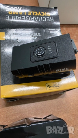 Велосипеден фар с 6 режима на осветление, снимка 2 - Аксесоари за велосипеди - 52689700