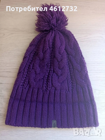 Дамска шапка The North Face, снимка 2 - Шапки - 52226809