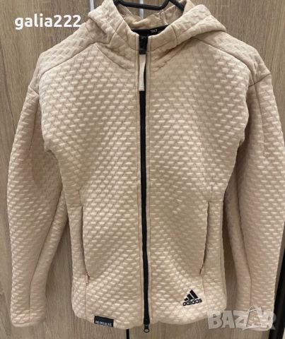 Оригинално горнище Adidas, снимка 1 - Спортни екипи - 45582808