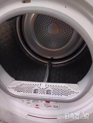 Сушилня с термопомпа АЕГ Aeg Series 8000 A+++ 9кг 2 години гаранция!, снимка 2 - Сушилни - 51945434