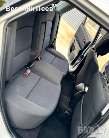 Мазда 3 1.6i, снимка 6 - Автомобили и джипове - 52007141