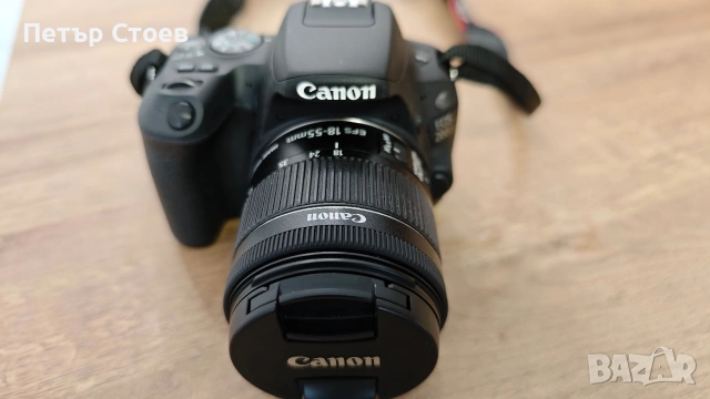 Продавам фотоапарат CANON EOS 200D
