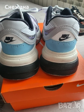 Дамски маратонки, снимка 3 - Маратонки - 50675374