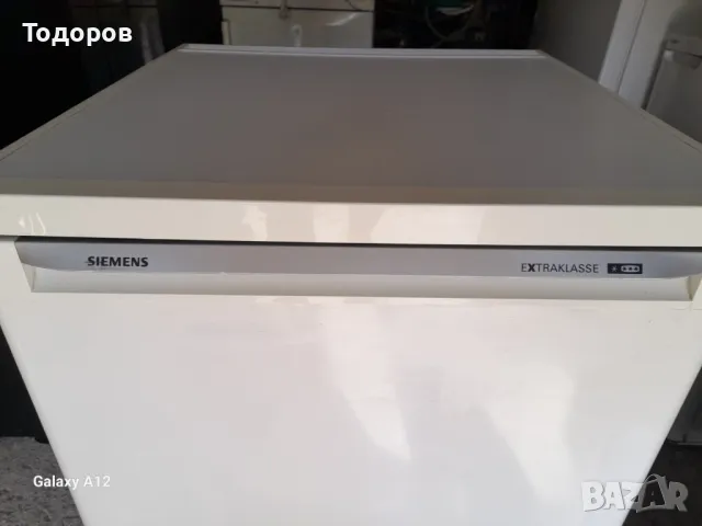 Малък фризер, Siemens, 120 L , снимка 3 - Фризери - 47184287