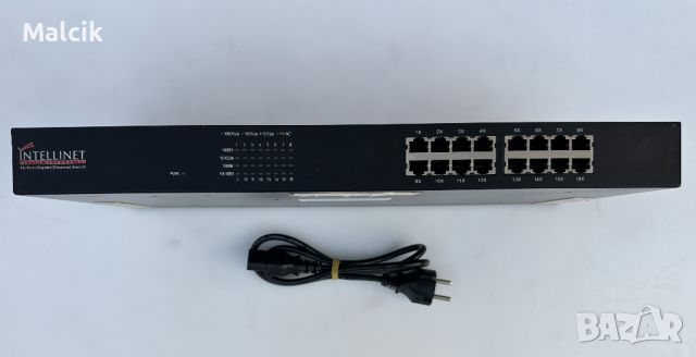 Гигабитов суич Intellinet 16-Port Gigabit Ethernet, снимка 1 - Суичове - 46699185