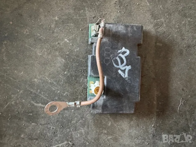 Audi A8 D3 антена радио MMI 3G