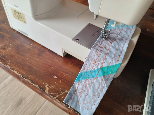 Шевна машина Privileg Deluxe, снимка 5 - Шевни машини - 52571505