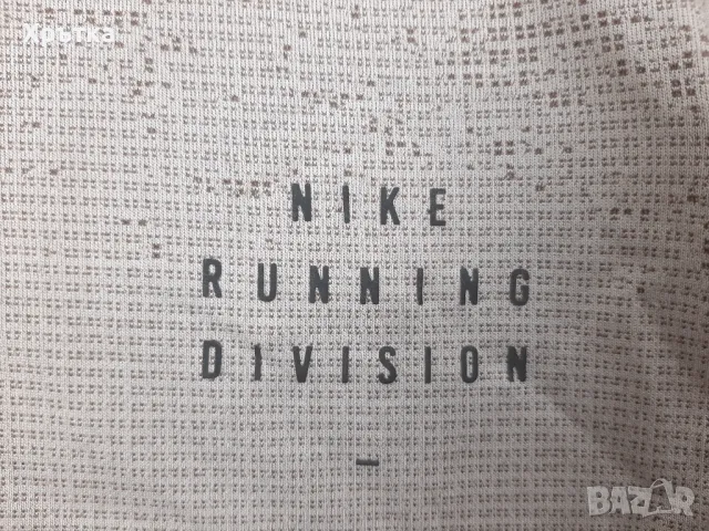 РЕЗЕРВИРАНА Nike Run Division - Оригинална мъжка блуза размер L, снимка 8 - Блузи - 48777988