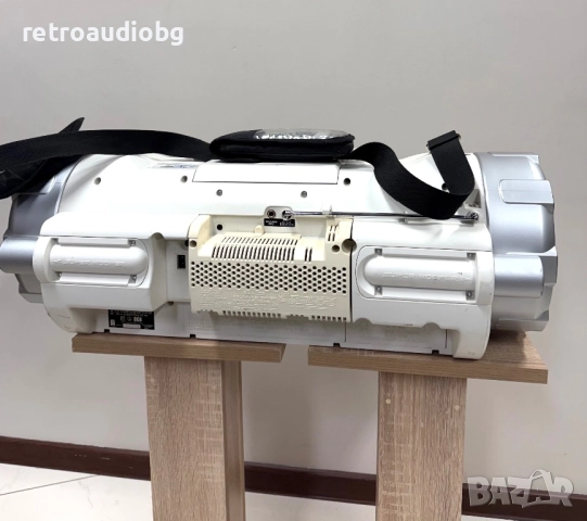 🔉Колекционерски радио CD бумбокс JVC RV-NB20W + дистанционно управление🔉, снимка 9 - Радиокасетофони, транзистори - 52966828