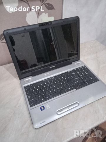 лаптоп за ремонт или части Toshiba 