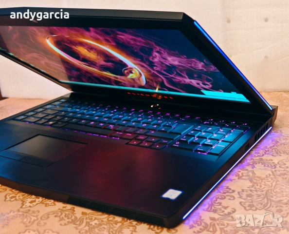 Dell Alienware 17 R4/Intel Core i7-7820HK/NVidia GTX 1080 8GB 190W/16GB RAM/512GB SSD/QHD IPS 120hz, снимка 10 - Лаптопи за игри - 53535131