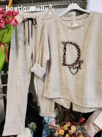 дамски комплект в пет цвята, снимка 2 - Спортни екипи - 52002689