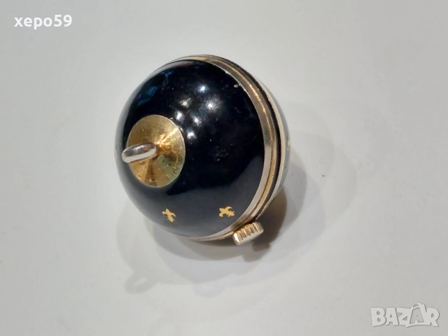 Дамски часовник-колие топка с емайл, 450 лв, снимка 4 - Дамски - 52537478