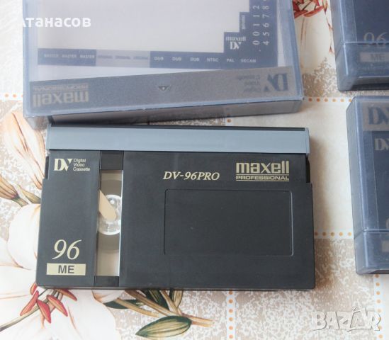 Пет броя касети DVCPRO - един запис, снимка 1 - Камери - 45694213