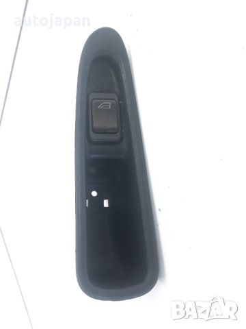 Преден десен панел с бутон, копче от Волво с40 97г Volvo s40 1997г