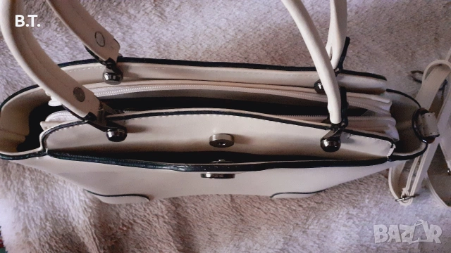 Продавам Дамска зелена пола - Размер S + Подарък Дамска кожена чанта - екрю цвят, снимка 10 - Поли - 53771363