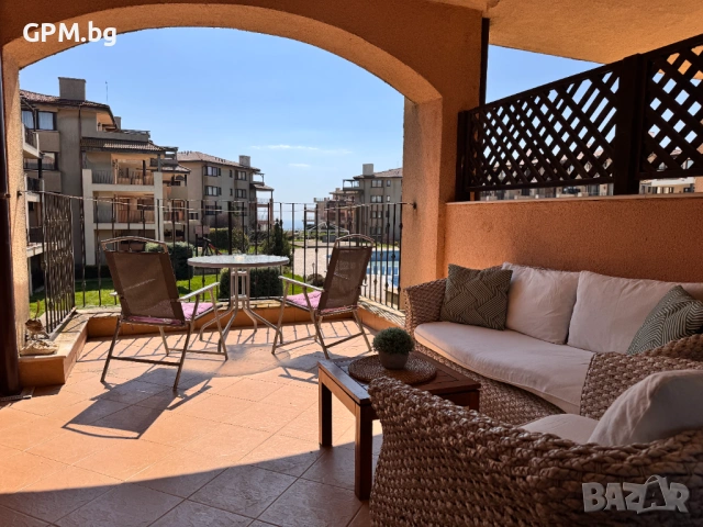 Слънчево студио с гледка басейн | Калиакрия, снимка 2 - Квартири, нощувки - 54152274