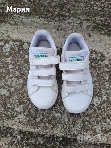 Adidas 25/26 номер, снимка 2 - Детски маратонки - 45752444