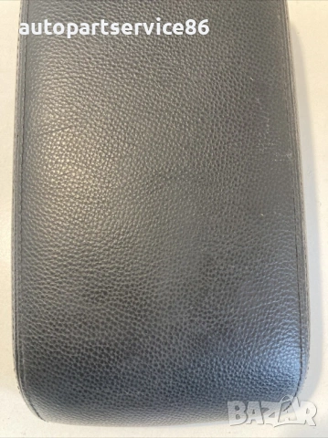 Подлакътник преден черна кожа за Subaru Outback 2.0 Дизел (2010) , снимка 2 - Части - 54225208
