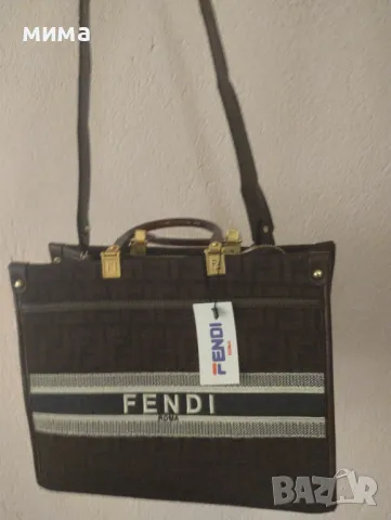 Fendi Нова чанта, снимка 3 - Чанти - 46969308