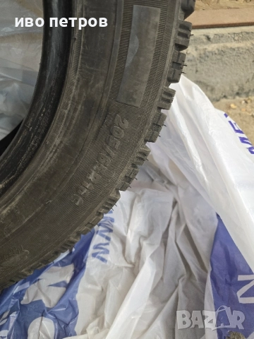 Зимни гуми Michelin Agilis 205/65/16 C, снимка 2 - Гуми и джанти - 52106583