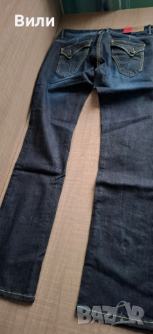 Дамски дънки 10 лв, снимка 2 - Дънки - 51883617