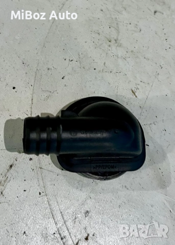 Клапа охлаждане жабка Фолксваген Голф 6 VW Golf, снимка 2 - Части - 53613367