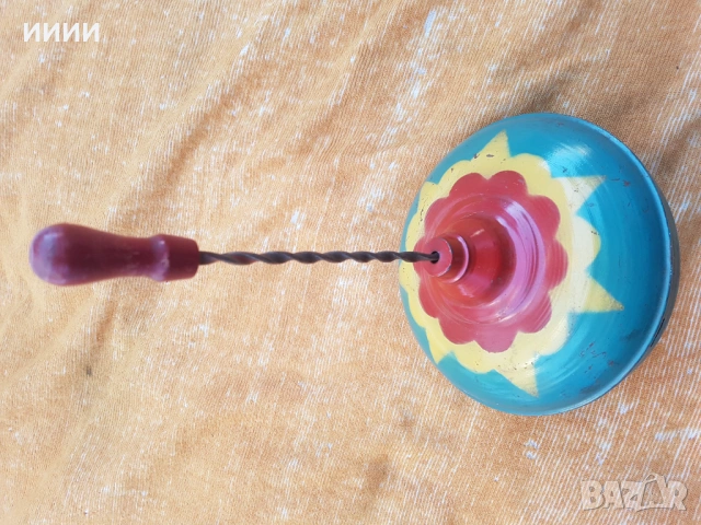 Пумпал ламаринена играчка, снимка 2 - Антикварни и старинни предмети - 53209841