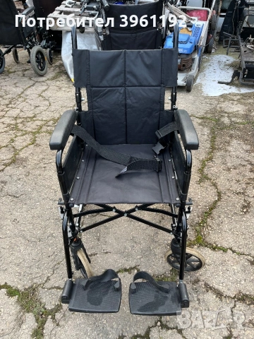 Ръчна инвалидна количка INVACARE, снимка 4 - Инвалидни колички - 54171163