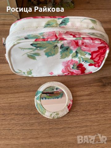 Тоалетно несесерче Cath Kidston , снимка 1 - Портфейли, портмонета - 46484840