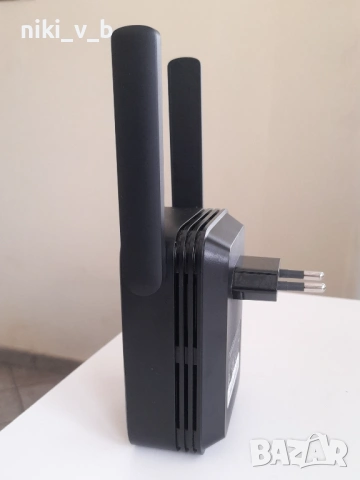 Xiaomi Mi WiFi Range Extender AC1200, снимка 4 - Рутери - 53580360