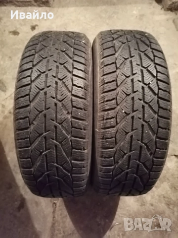 Продавам 2 броя зимни гуми 215.55.17 на 1 сезон дот 2022 Kormoran 