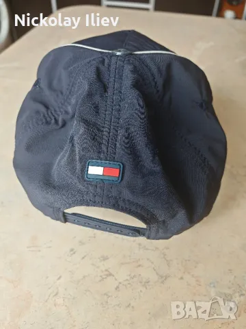 Шапка Tommy Hilfiger , снимка 2 - Шапки - 49465548